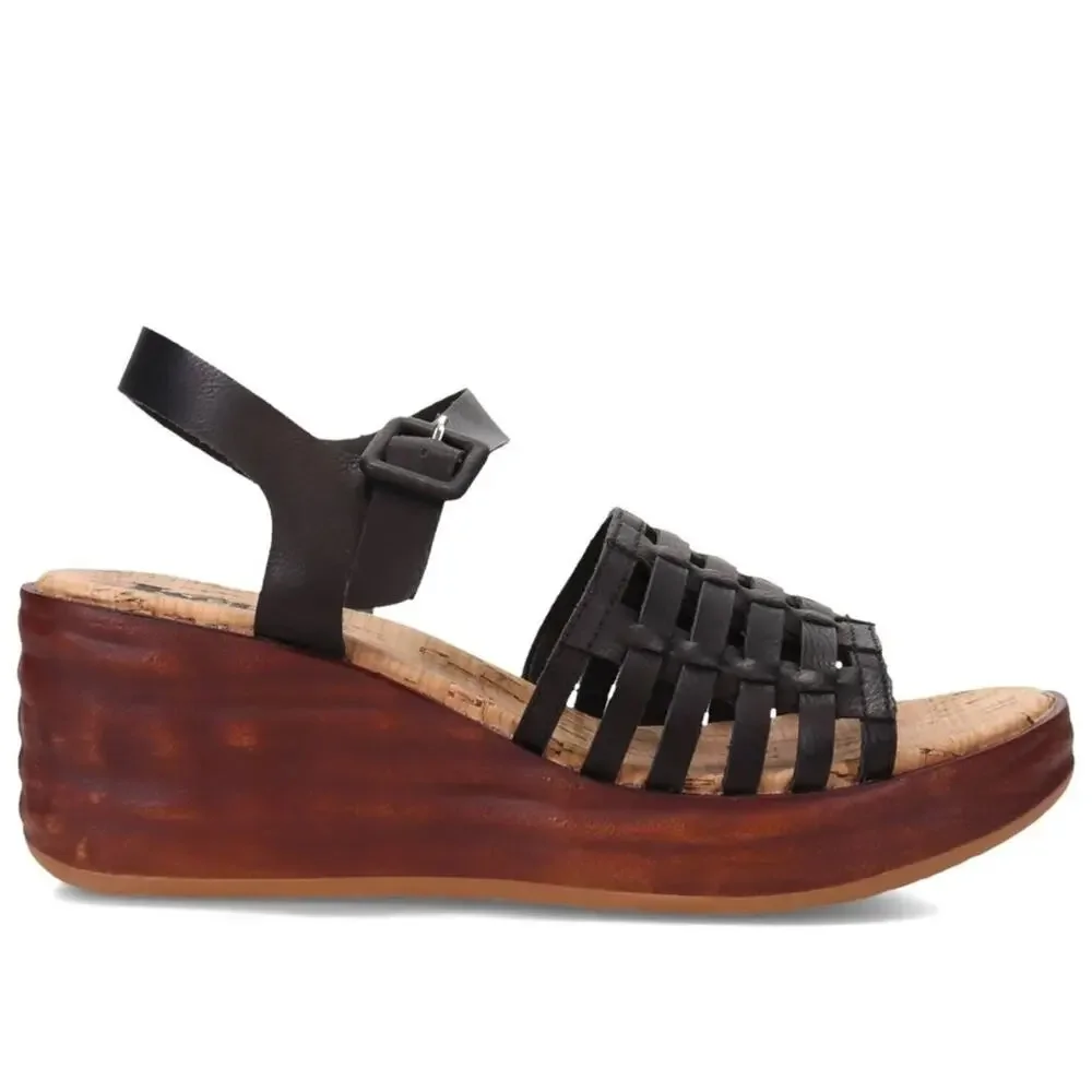 Korks Marley Sandals Size 10 New $100